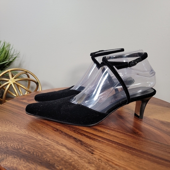 Ann Taylor Loft Black Heels Women's Size 7 Wrap Around Ankle Strap Kitten Heel - Picture 6 of 13